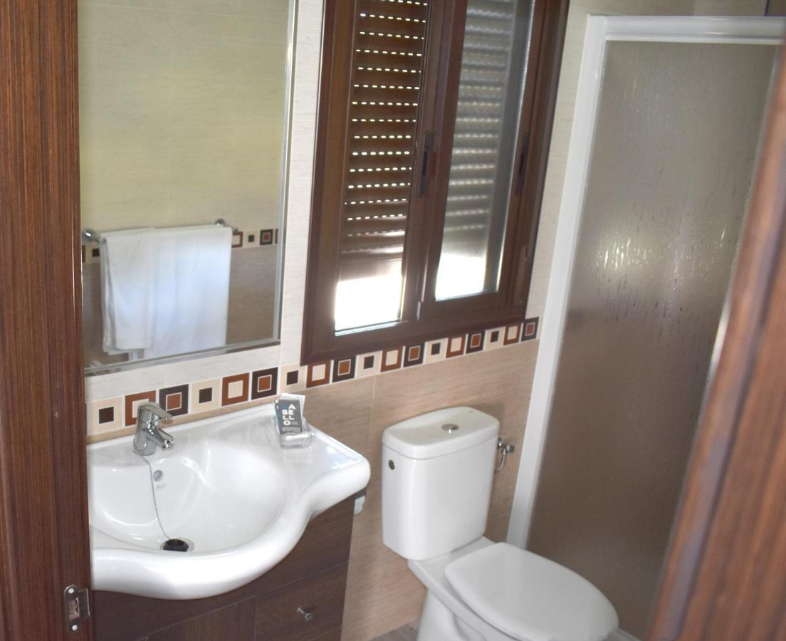 Iznajar Suites מראה חיצוני תמונה